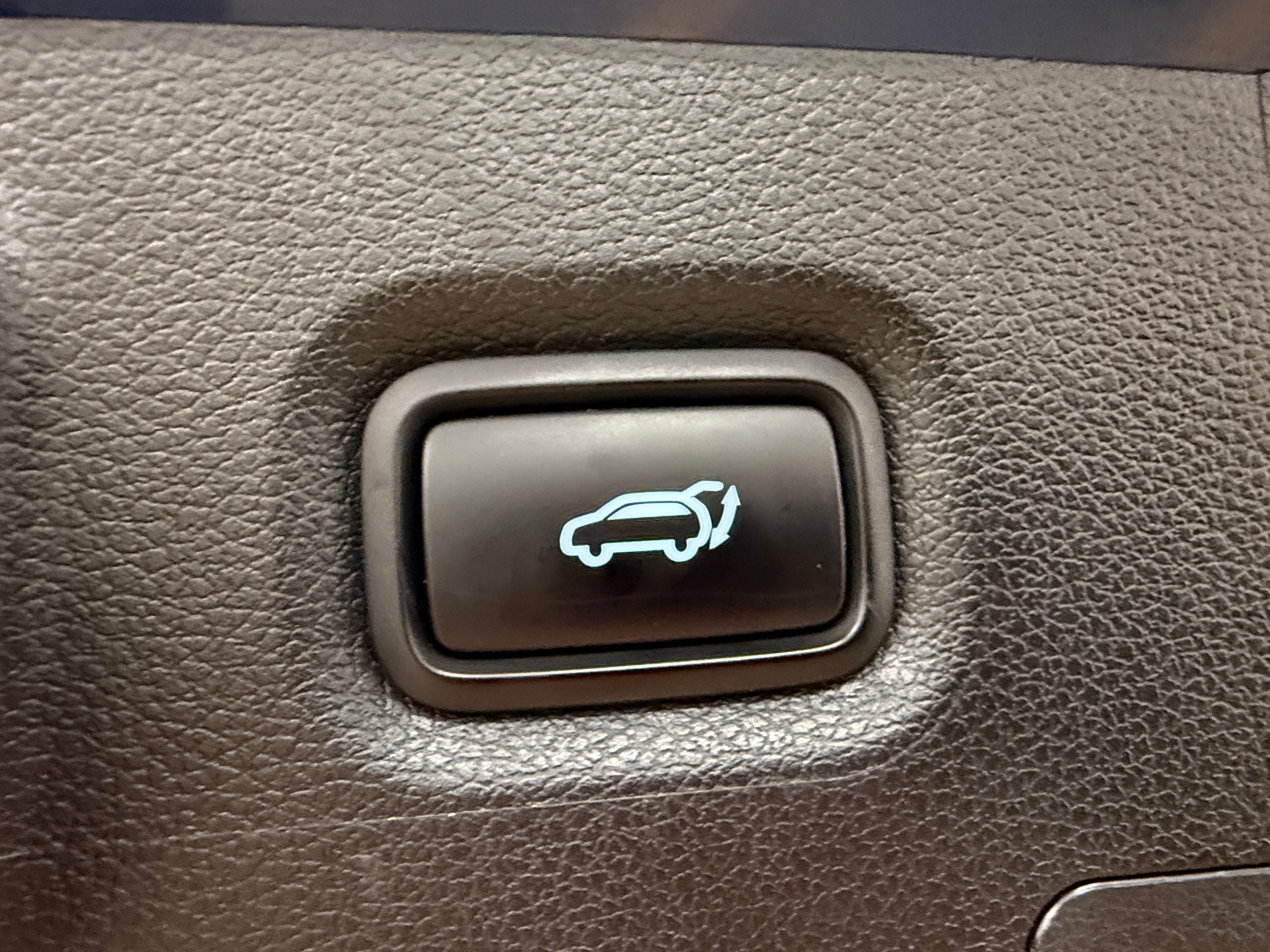 hyundai santa fe 2022 5NMS34AJ3NH435102 image